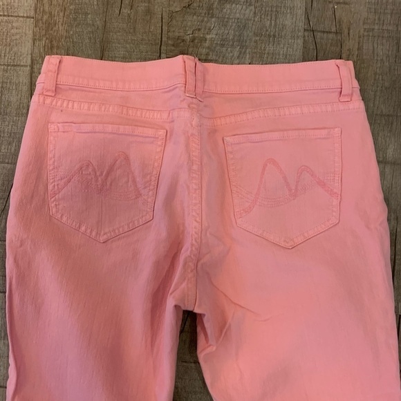 New York and Company Low Rise, Skinny Ankle Jean - Picture 4 of 5